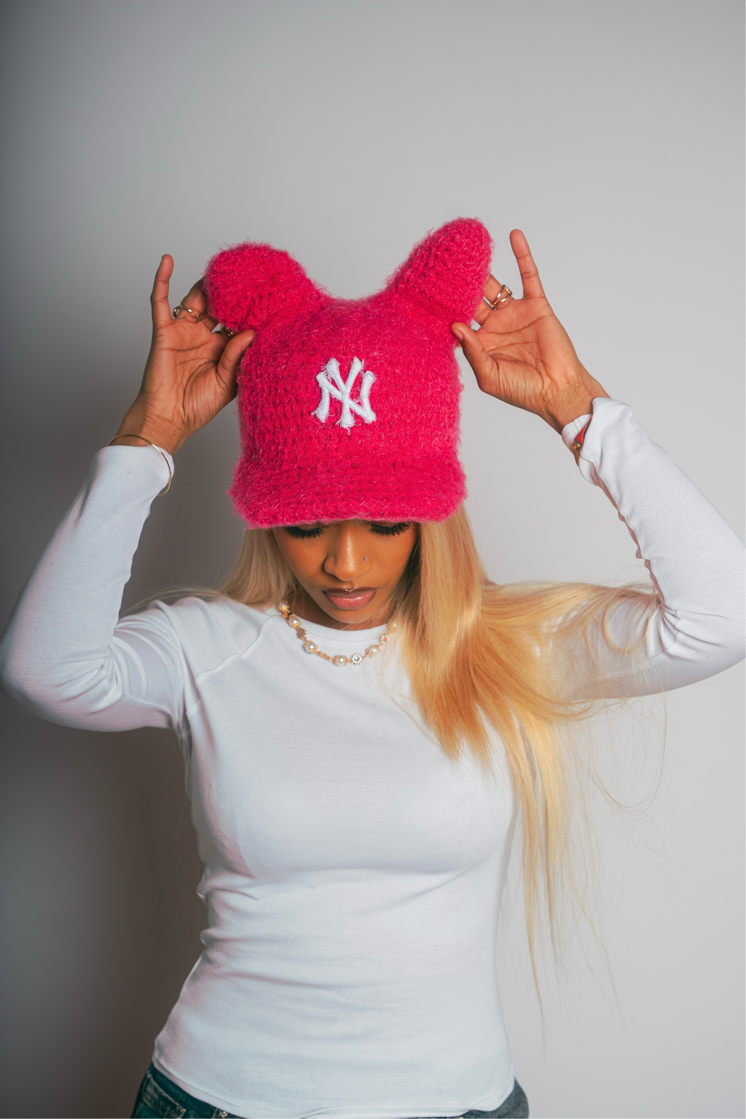 KNITTED CUSTOM BUNNY CAP - PINK