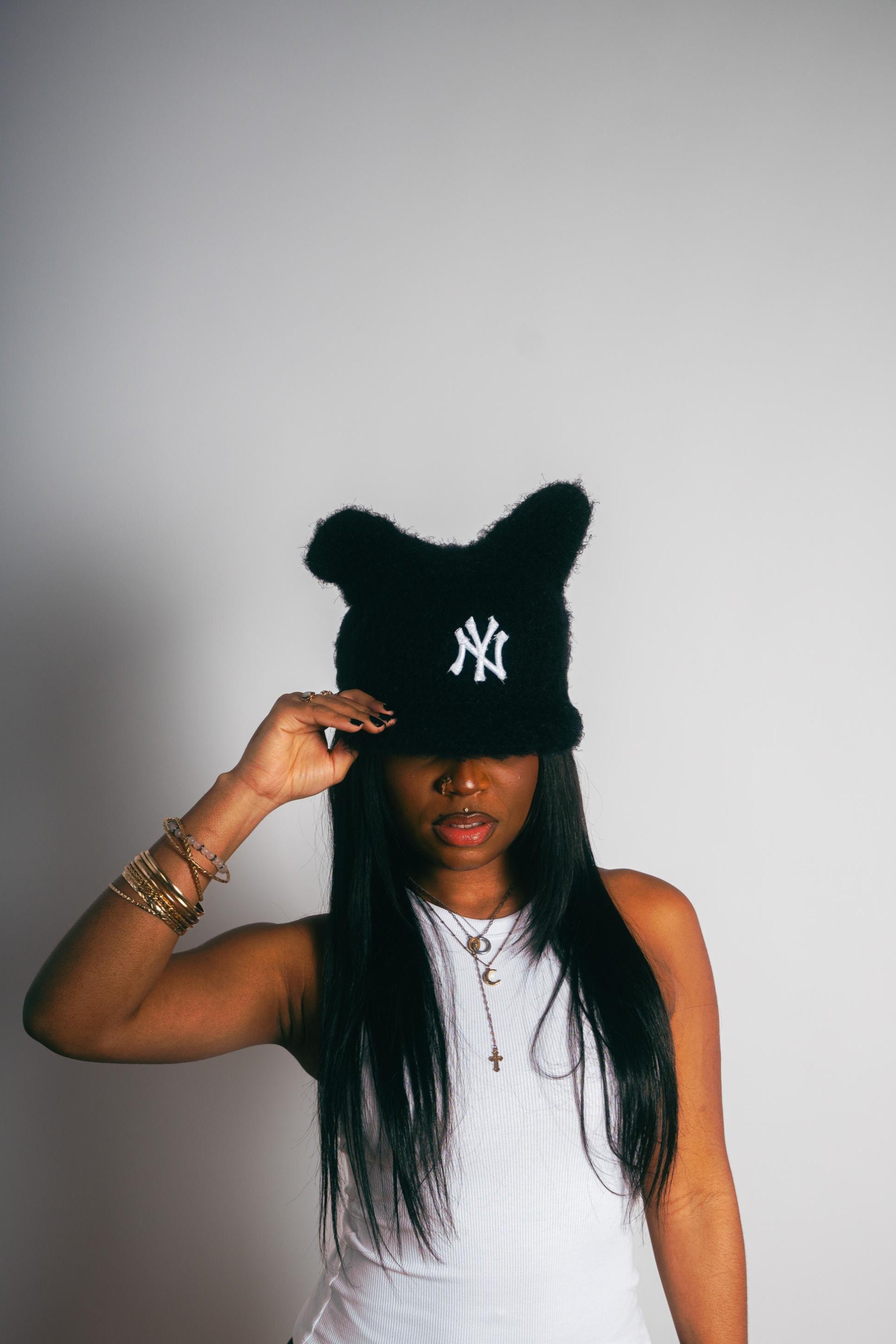 KNITTED CUSTOM BUNNY CAP - BLACK