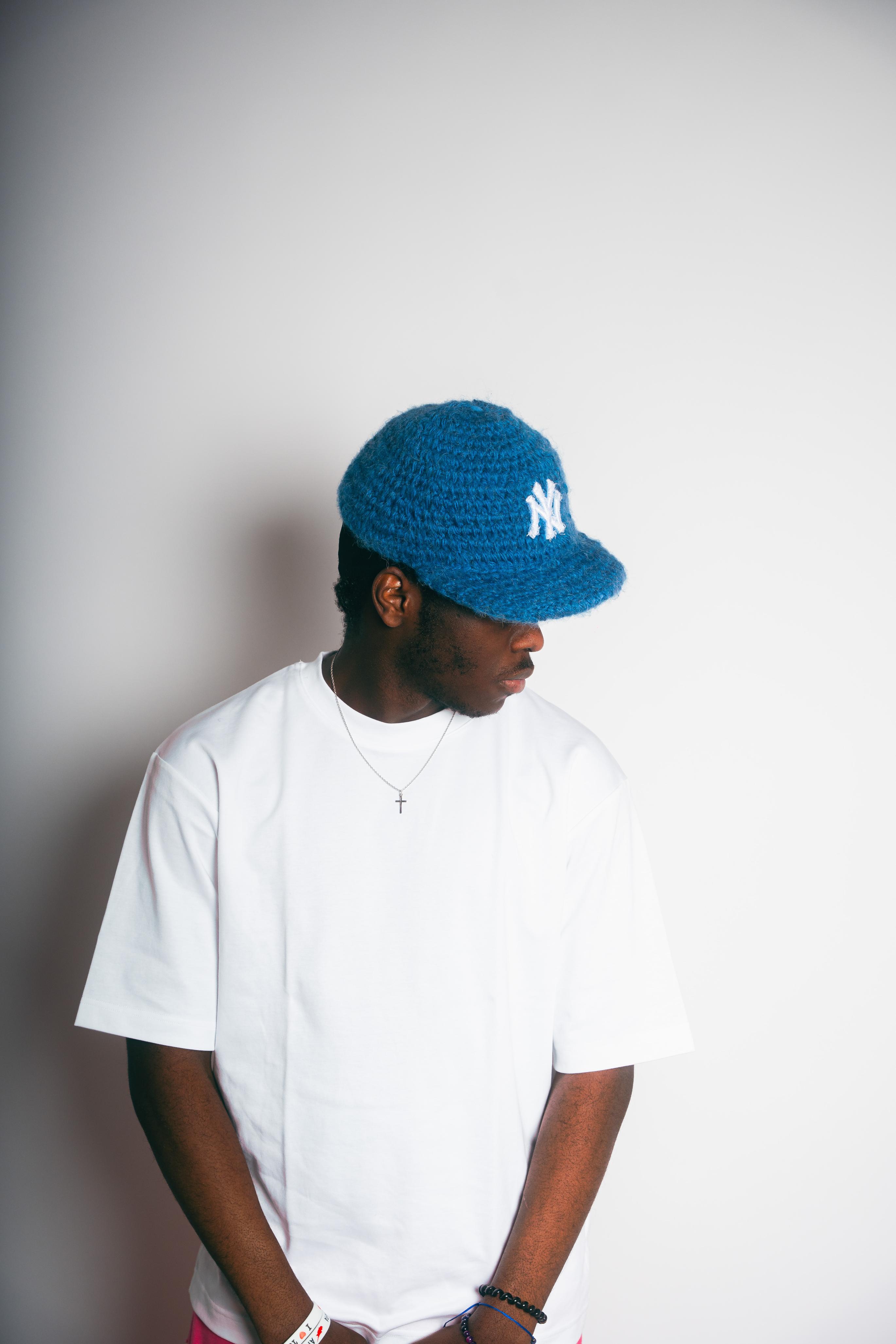 KNITTED CUSTOM CAP - BLUE